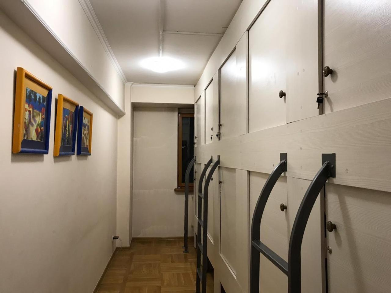 West Point Capsule Hostel Almaty Ngoại thất bức ảnh