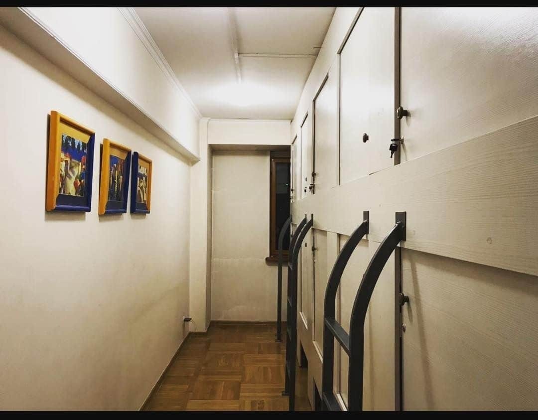 West Point Capsule Hostel Almaty Ngoại thất bức ảnh